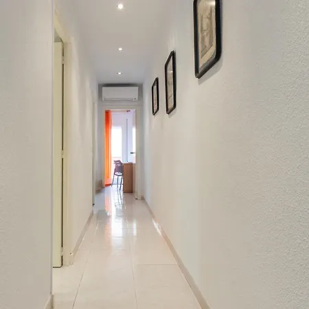 Gladiols By Interhome Apartamento