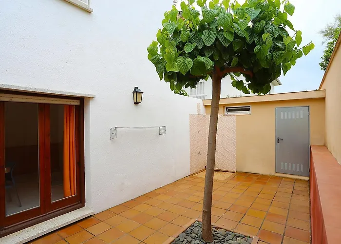 Gladiols By Interhome Apartamento Cambrils